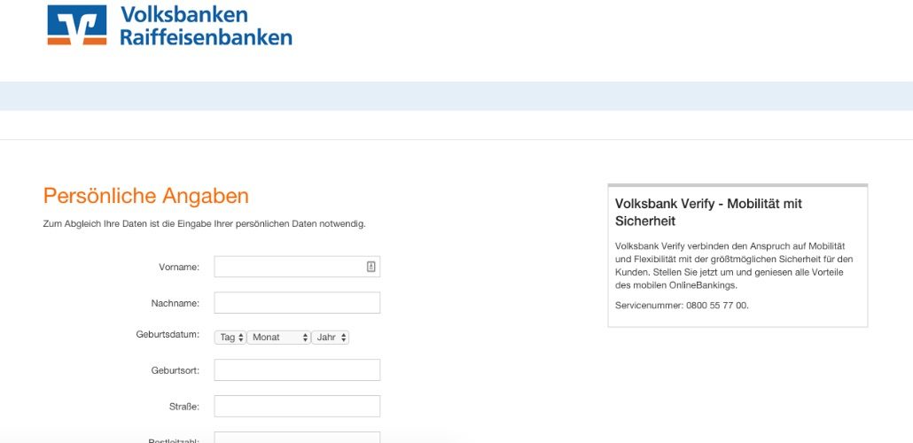 Nach der Anmeldung werden Ihre vollständigen persönlichen Daten abgefragt und an die Kriminellen übertragen. (Screenshot)