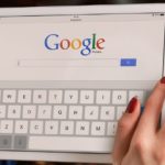 2018-10-24 Google Symbolbild Suchmaschine Tablet