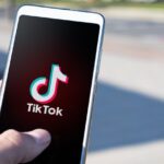 TikTok Smartphone Symbolbild
